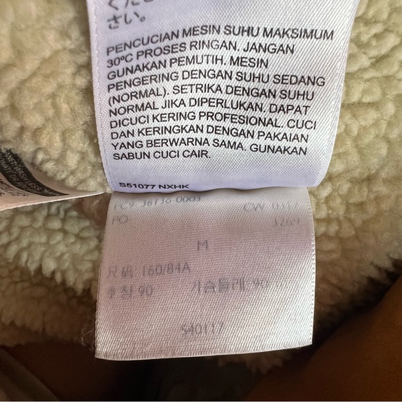 Levi’s Sherpa Denim Jacket - Picture 14 of 16